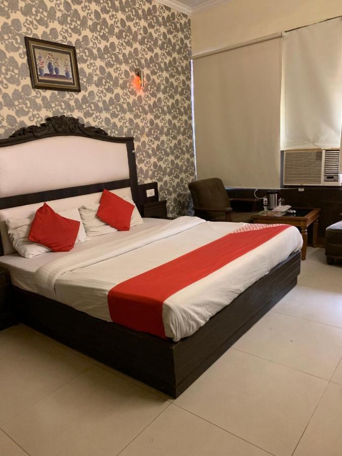 Hotel City Paradise Chandīgarh Екстериор снимка